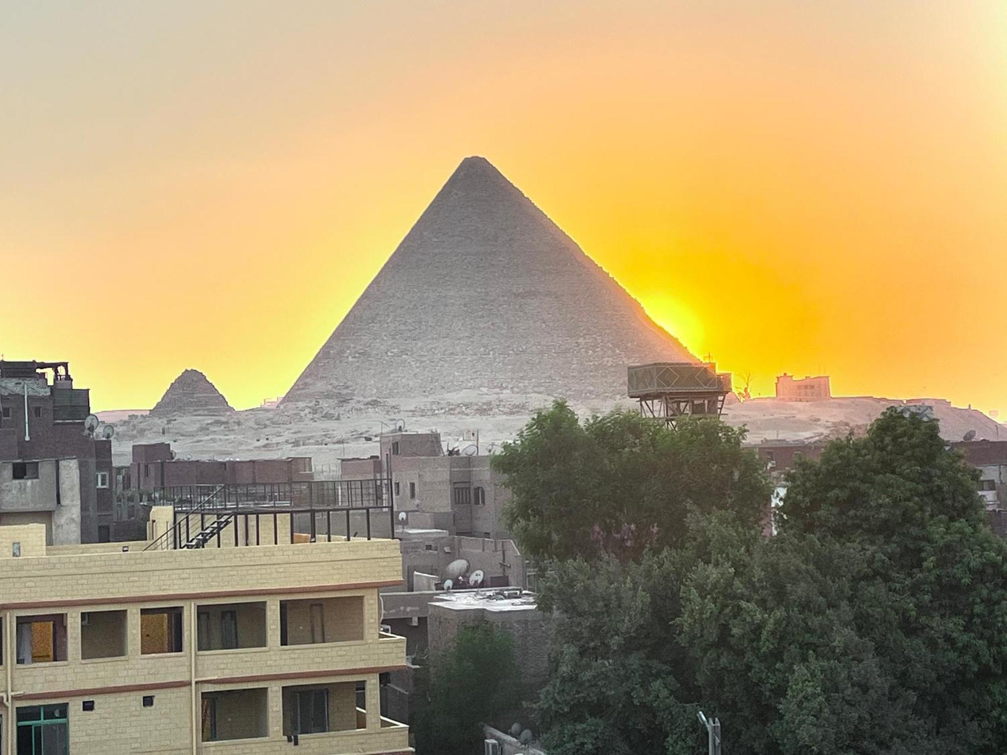 El Aida Pyramids View Hotel Kafret el-Gabal Eksteriør billede
