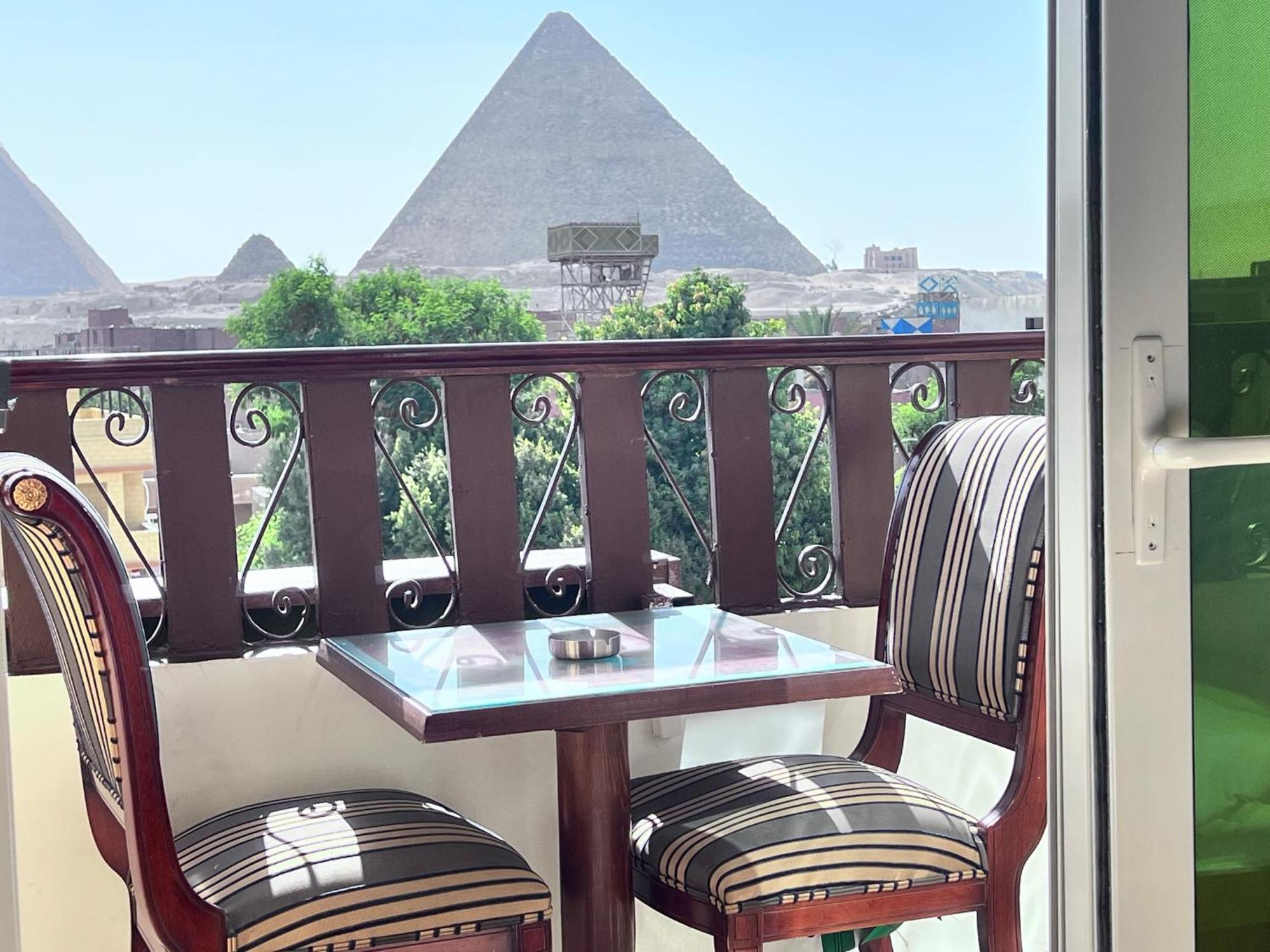 El Aida Pyramids View Hotel Kafret el-Gabal Eksteriør billede
