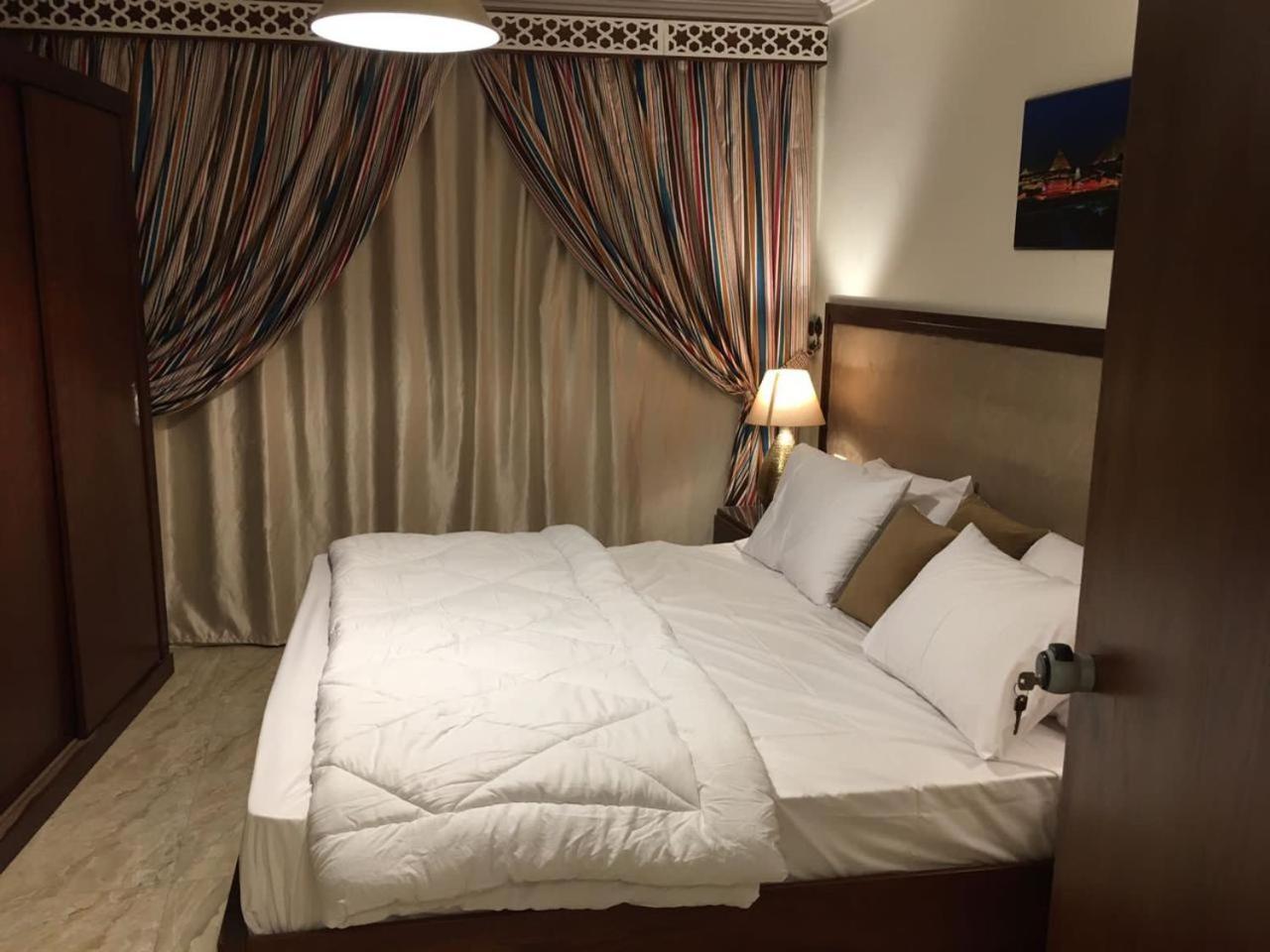 El Aida Pyramids View Hotel Kafret el-Gabal Eksteriør billede