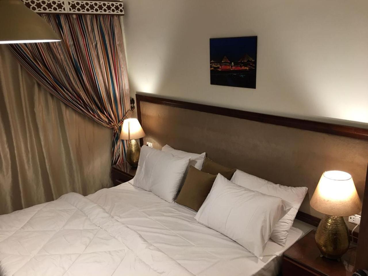 El Aida Pyramids View Hotel Kafret el-Gabal Eksteriør billede