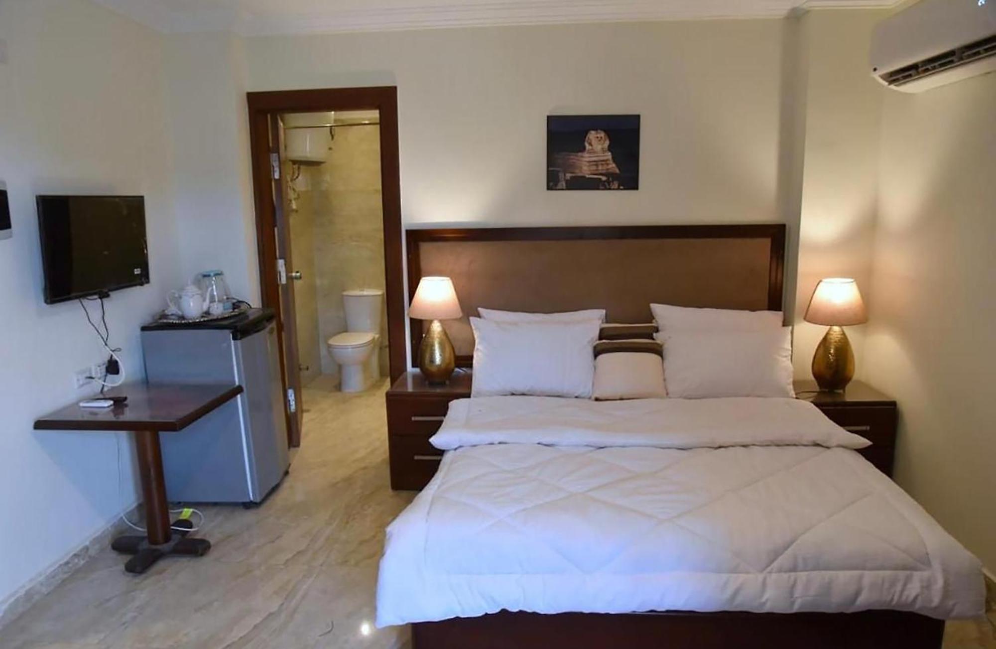 El Aida Pyramids View Hotel Kafret el-Gabal Eksteriør billede