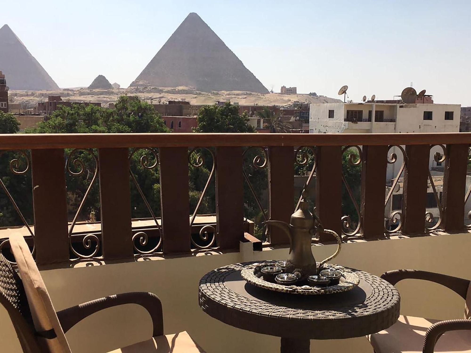 El Aida Pyramids View Hotel Kafret el-Gabal Eksteriør billede