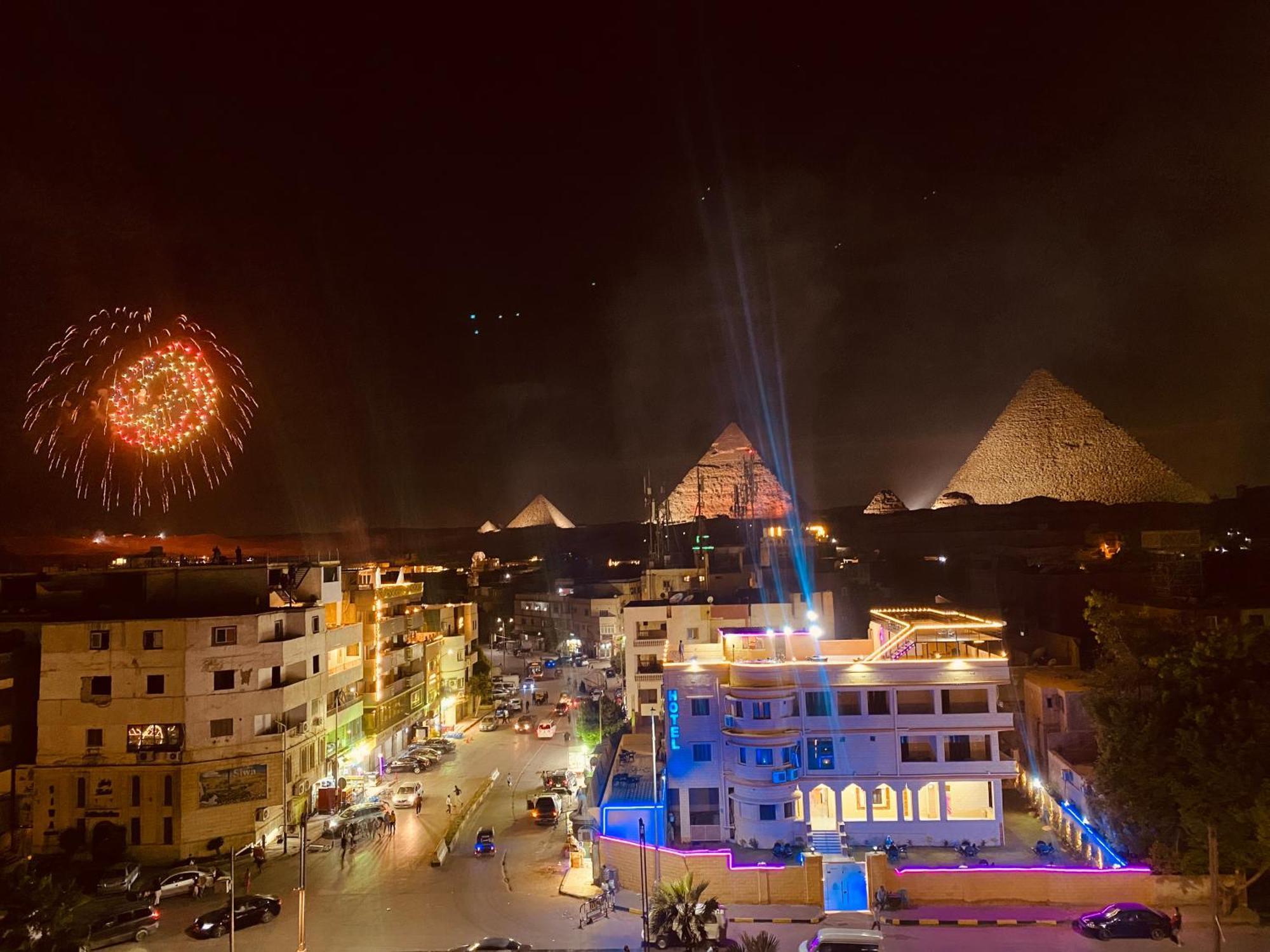 El Aida Pyramids View Hotel Kafret el-Gabal Eksteriør billede