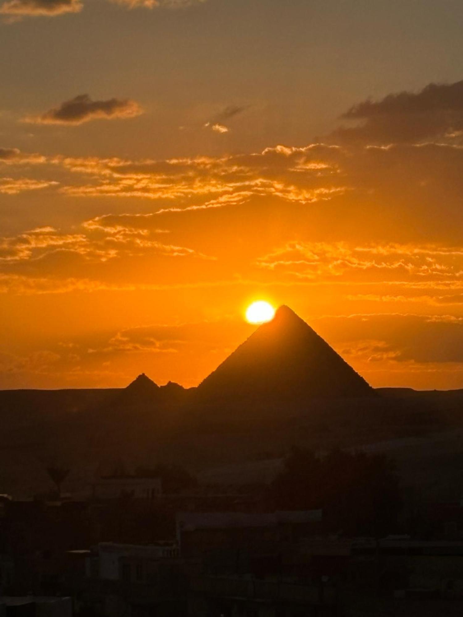 El Aida Pyramids View Hotel Kafret el-Gabal Eksteriør billede